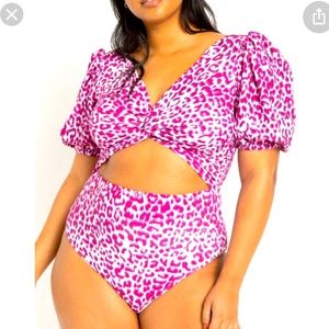 Plus size puff sleeve swimsuit